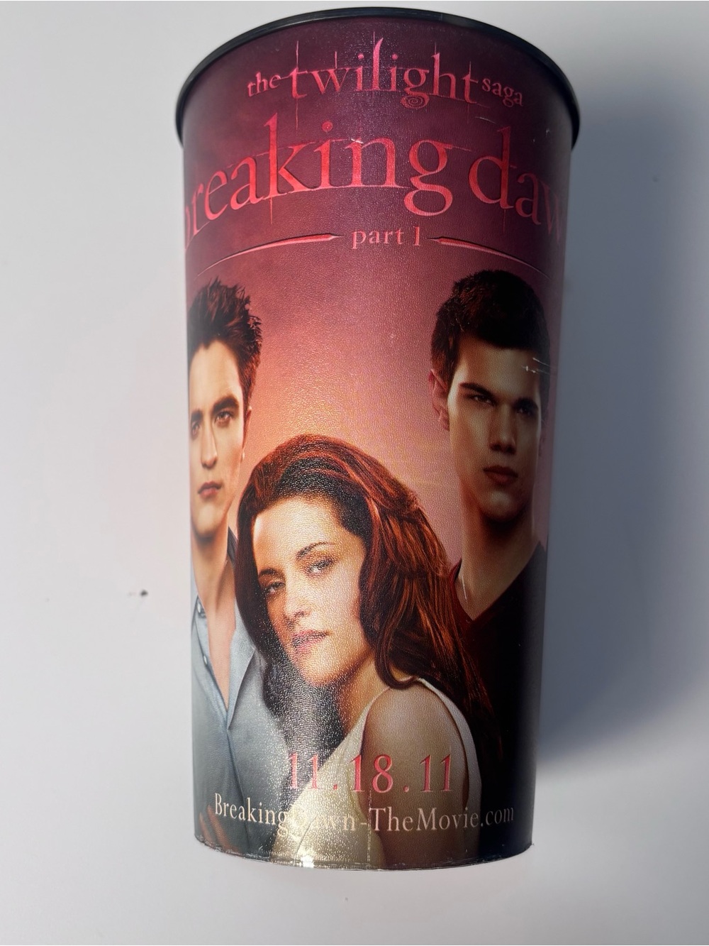 The Twilight Saga: Breaking Dawn Part 1 Red Promotional Cup - Picture 11 of 11